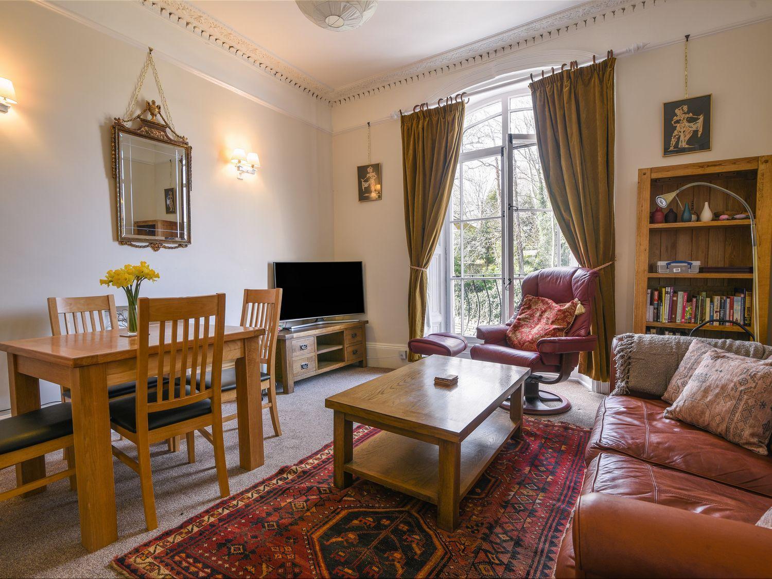 Flat 2, St Agnes House * Lyme Regis